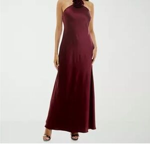 Chic Maroon Halter Maxi Dress